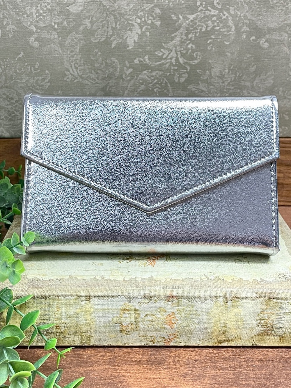 Y2K Silver Metallic Envelope Clutch Coloriffics Chain Strap Bag